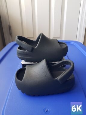 Yeezy Slides